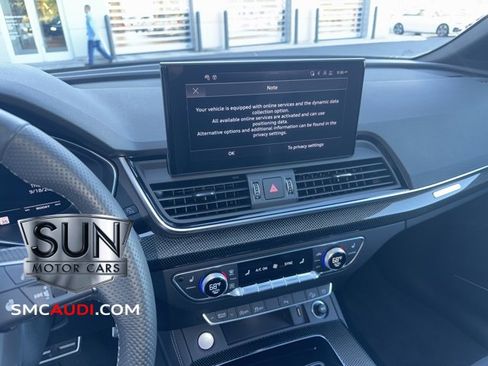 Used 2025 Audi SQ5 Premium Plus w/ Premium Plus Package image 36