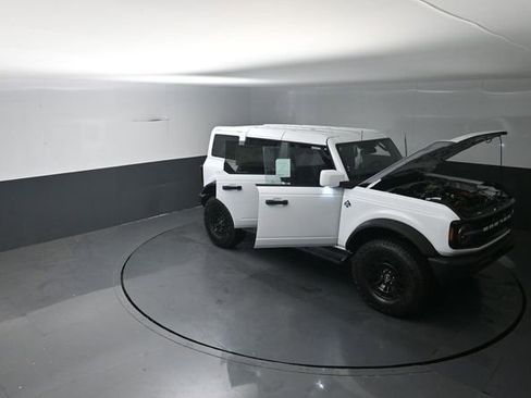 New 2026 Ford Bronco Outer Banks w/ Sasquatch Package AWD/4WD image 40
