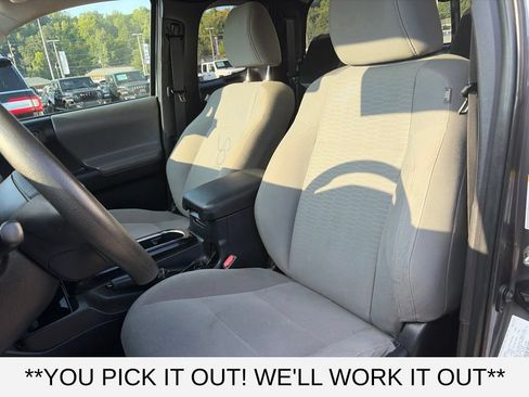 Used 2019 Toyota Tacoma SR AWD/4WD image 11