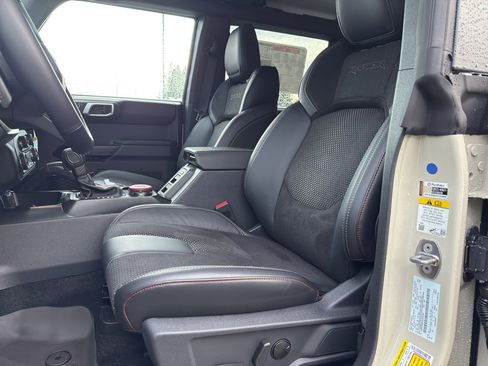 New 2025 Ford Bronco Raptor image 13