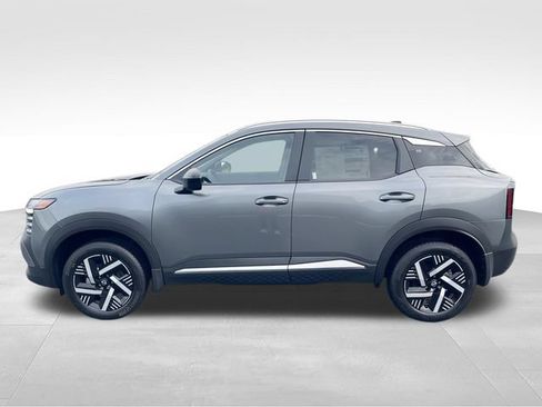 Used 2026 Nissan Kicks SV FWD image 5
