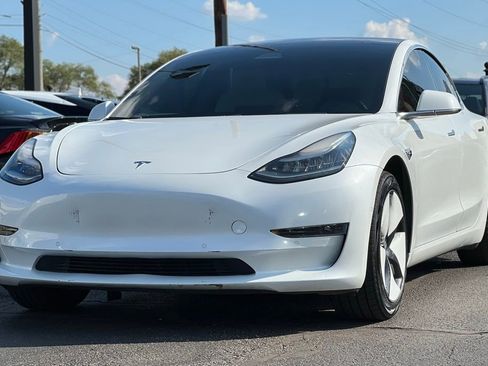 Used 2019 Tesla Model 3 Standard Range Plus image 10