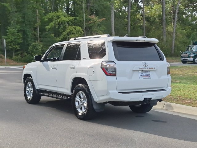 Used 2022 Toyota 4Runner SR5 Premium w/ Moonroof Package RWD image 11