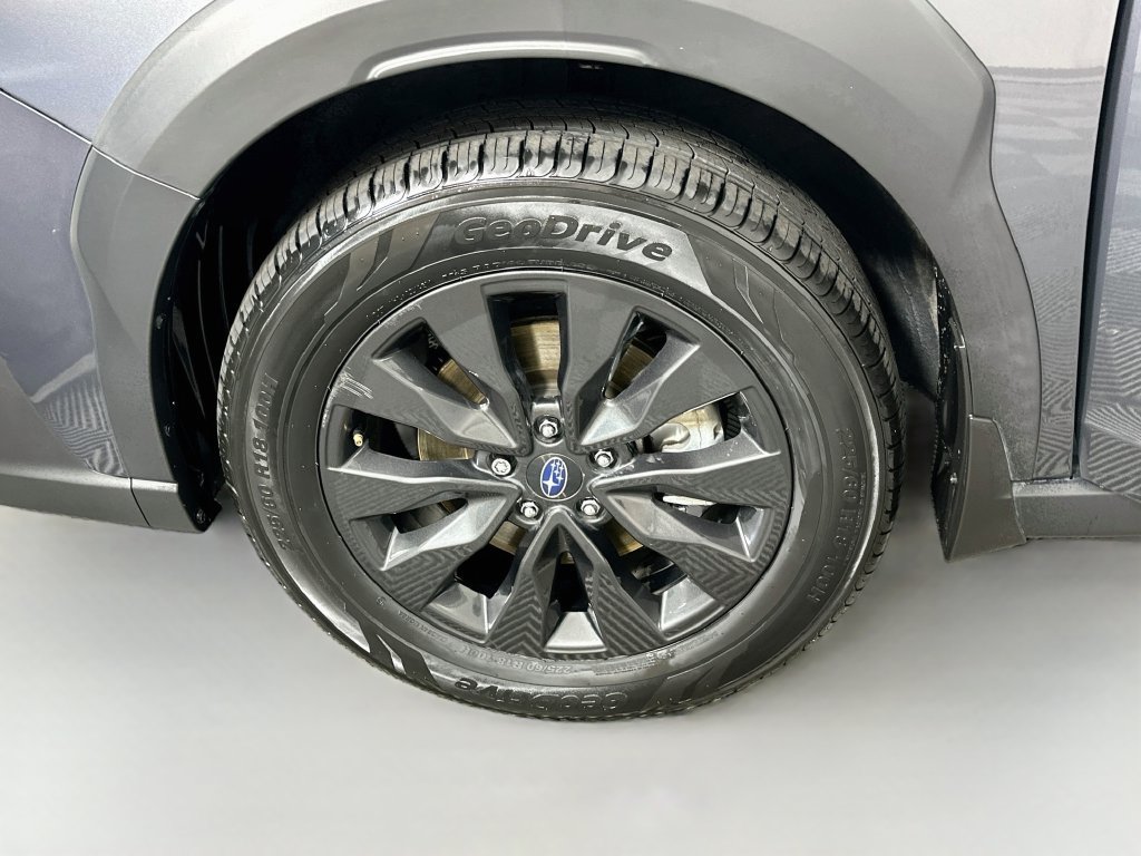 Used 2023 Subaru Outback Onyx Edition AWD/4WD image 32
