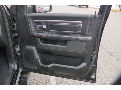 Used 2022 RAM 1500 Classic Warlock image 15