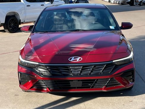 Used 2025 Hyundai Elantra SEL image 6