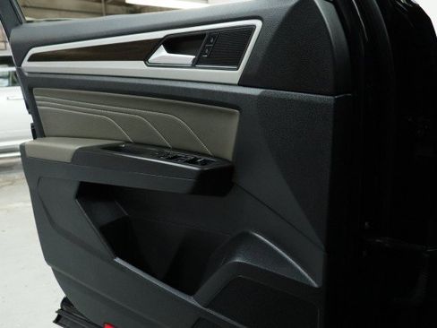 Used 2022 Volkswagen Atlas SE AWD/4WD image 19