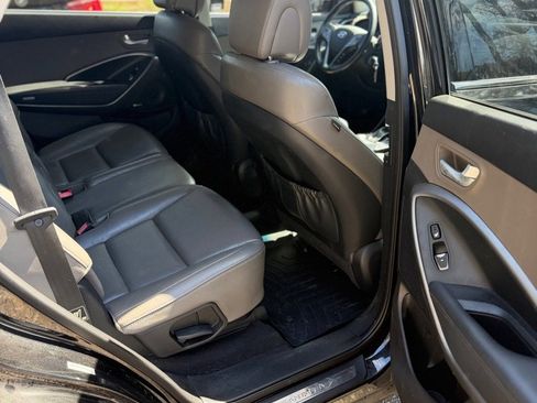 Used 2013 Hyundai Santa Fe GLS image 13