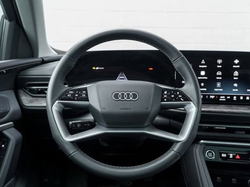 Used 2025 Audi Q5 Premium Plus w/ Premium Plus image 23