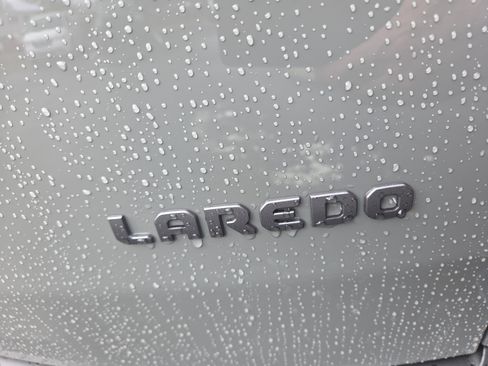 New 2026 Jeep Cherokee Laredo image 10