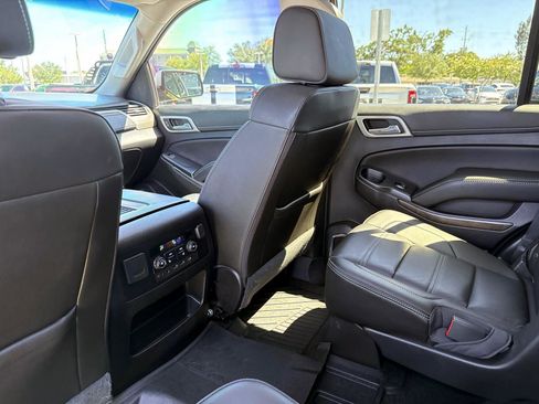 Used 2018 GMC Yukon Denali w/ Open Road Package AWD/4WD image 17