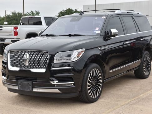 Used 2019 Lincoln Navigator Black Label w/ Cargo Package AWD/4WD image 2