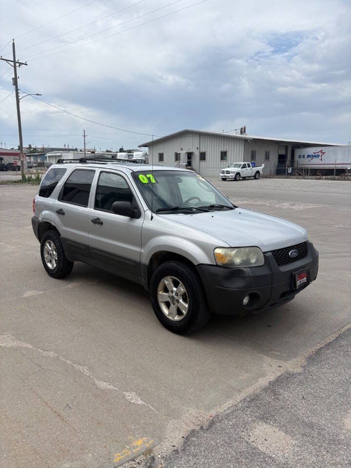 Used 2007 Ford Escape XLT AWD/4WD image 2