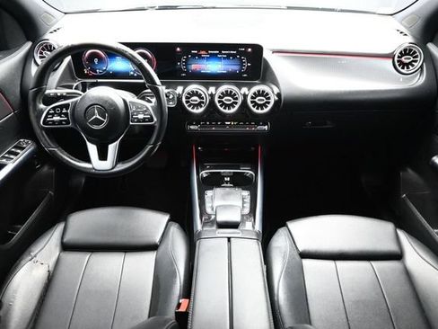 Used 2021 Mercedes-Benz GLA 250 image 13