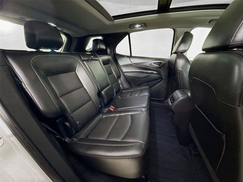 Used 2021 Chevrolet Equinox Premier image 29