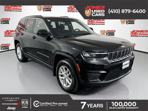 Used 2025 Jeep Grand Cherokee Laredo X AWD/4WD image 1