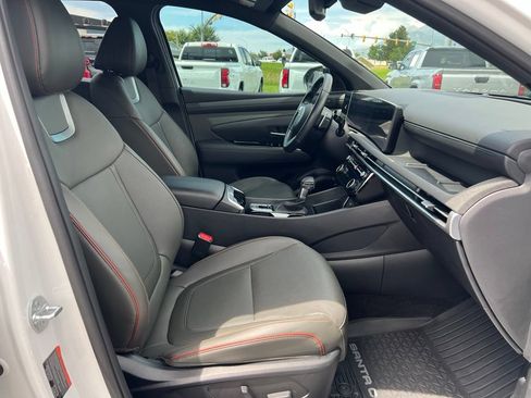 Used 2025 Hyundai Santa Cruz Limited AWD/4WD image 15