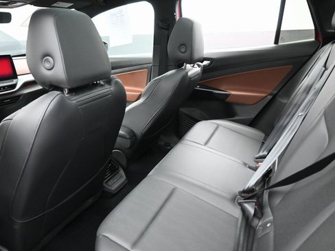 Used 2022 Volkswagen ID.4 Pro S image 31
