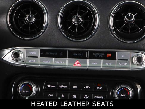 Used 2018 Kia Stinger GT1 image 20