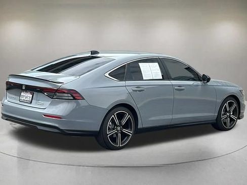 Used 2024 Honda Accord Sport image 5