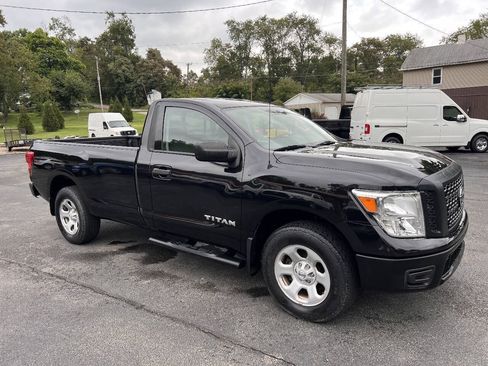Used 2017 Nissan Titan S AWD/4WD image 3