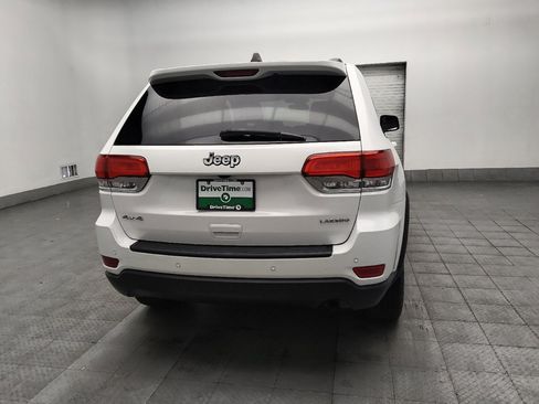 Used 2019 Jeep Grand Cherokee Laredo w/ Security & Convenience Group AWD/4WD image 7