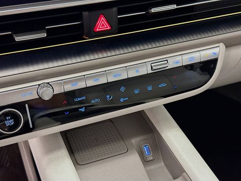 Used 2024 Hyundai Ioniq 6 SEL image 24