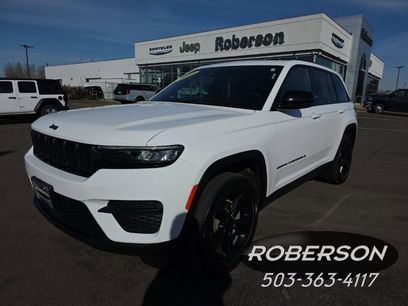 Used 2023 Jeep Grand Cherokee Altitude
