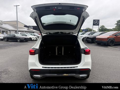 Certified 2024 Mercedes-Benz GLA 250 4MATIC image 22
