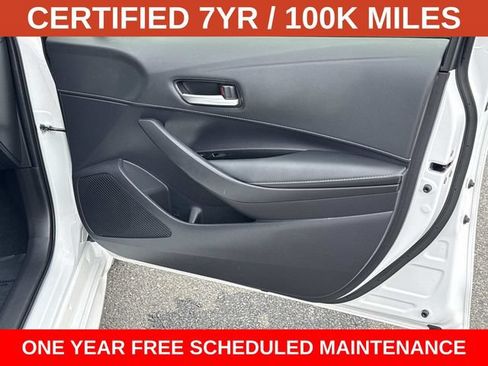 Used 2025 Toyota Corolla SE FWD image 8