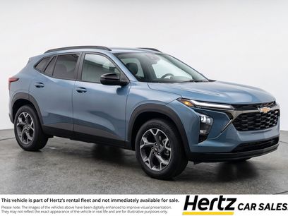 Used 2025 Chevrolet Trax LT