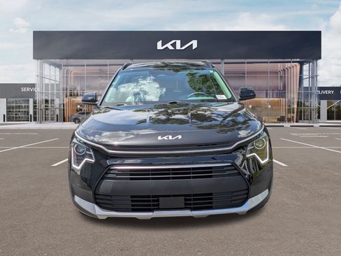 Certified 2023 Kia Niro EX FWD image 7