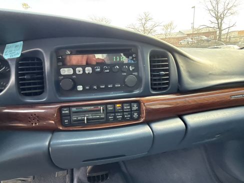 Used 2000 Buick Le Sabre Custom w/ Luxury Opt Pkg image 13