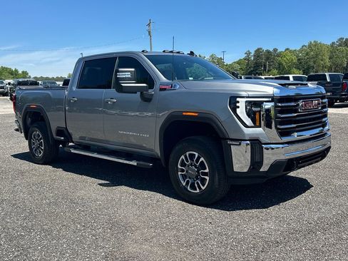 New 2026 GMC Sierra 2500 SLE w/ SLE Value Package; AWD/4WD image 4