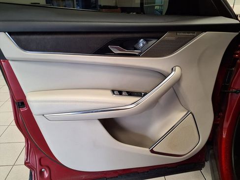 Used 2021 Jaguar F-PACE S image 21