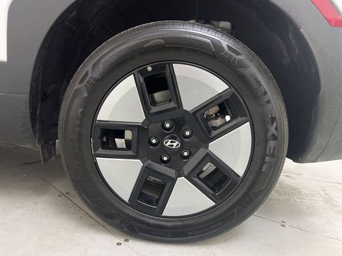 Used 2025 Hyundai Santa Fe SEL image 16