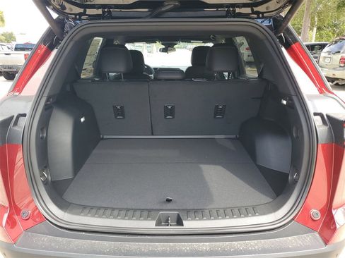 New 2026 Chevrolet Equinox LT w/ Convenience Package II image 7