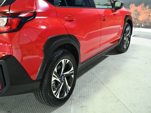 Used 2025 Subaru Crosstrek 2.0i Premium image 9