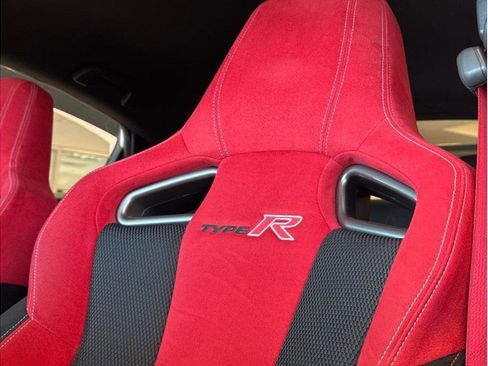Used 2019 Honda Civic Type R image 19