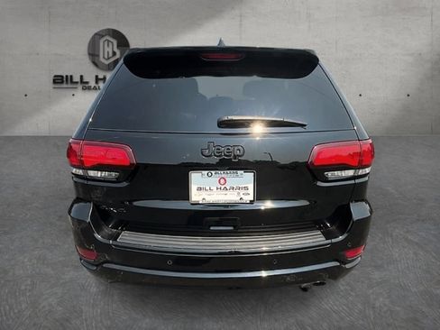 Used 2017 Jeep Grand Cherokee Altitude AWD/4WD image 7