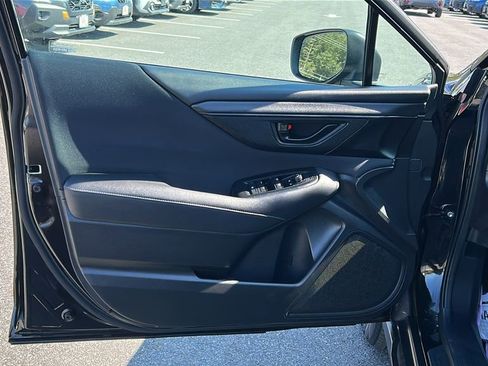 Used 2023 Subaru Outback 2.5i image 9