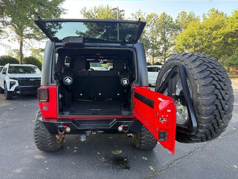 Used 2017 Jeep Wrangler Unlimited Sport AWD/4WD image 18