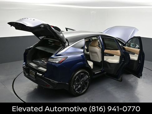 Certified 2025 Nissan Murano Platinum w/ Cargo Package AWD/4WD image 34