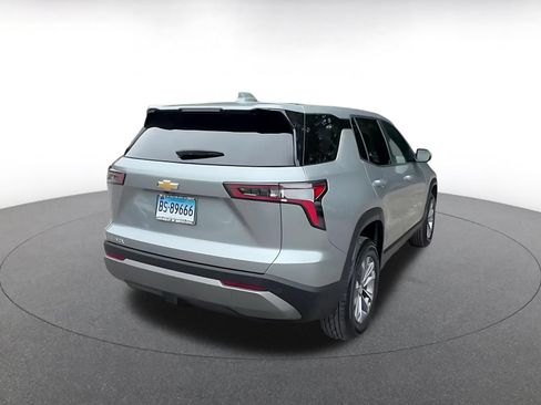 Used 2025 Chevrolet Equinox LT FWD image 12