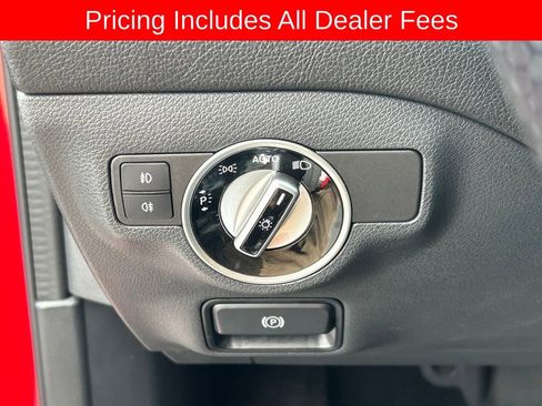 Used 2020 Mercedes-Benz GLA 250 4MATIC image 6