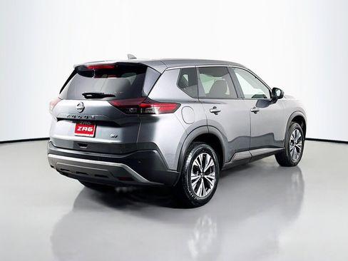 Used 2023 Nissan Rogue SV image 5