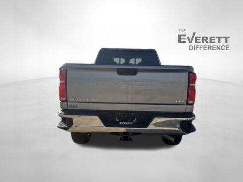 New 2026 Chevrolet Silverado 2500 LTZ w/ LTZ Premium Package AWD/4WD image 6