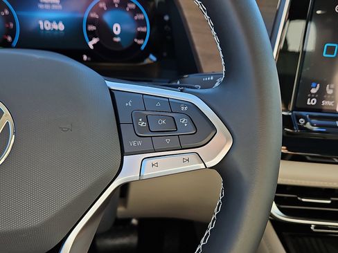 New 2026 Volkswagen Atlas SE image 20