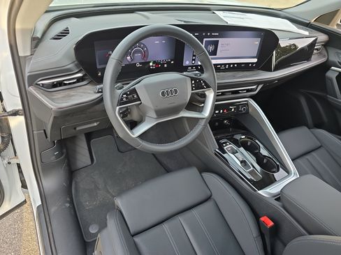 New 2026 Audi Q5 Premium Plus image 16