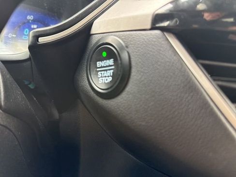 Used 2020 Ford Escape SE Sport AWD/4WD image 27